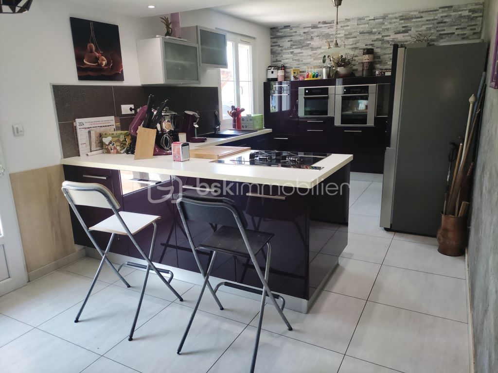 Achat maison à vendre 3 chambres 123 m² - Amilly