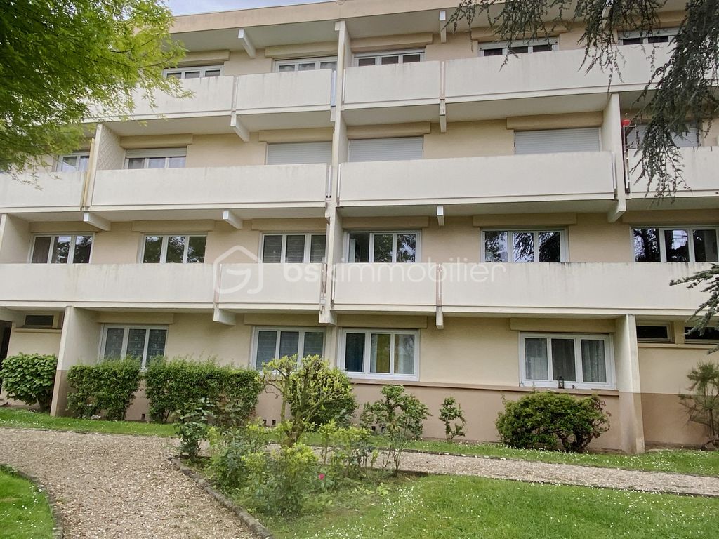 Achat appartement à vendre 3 pièces 64 m² - Saint-Fargeau-Ponthierry