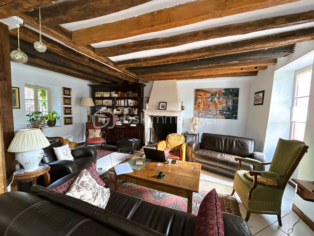 Achat maison à vendre 5 chambres 211 m² - Bombon