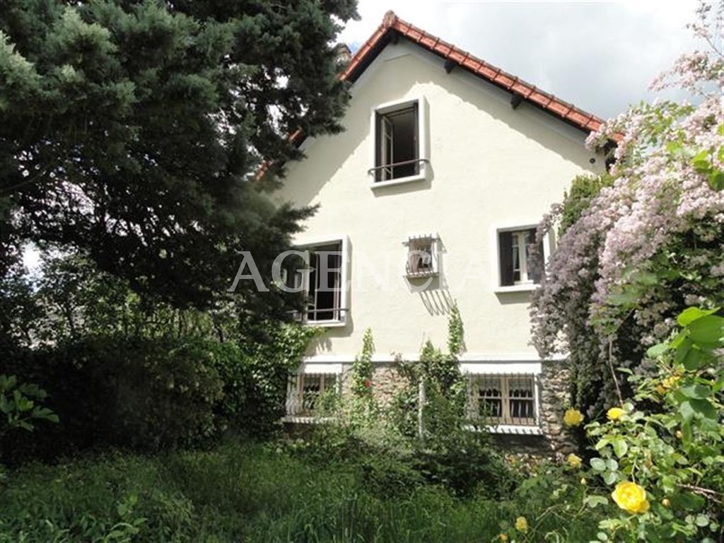 Achat maison à vendre 2 chambres 91 m² - Roissy-en-Brie