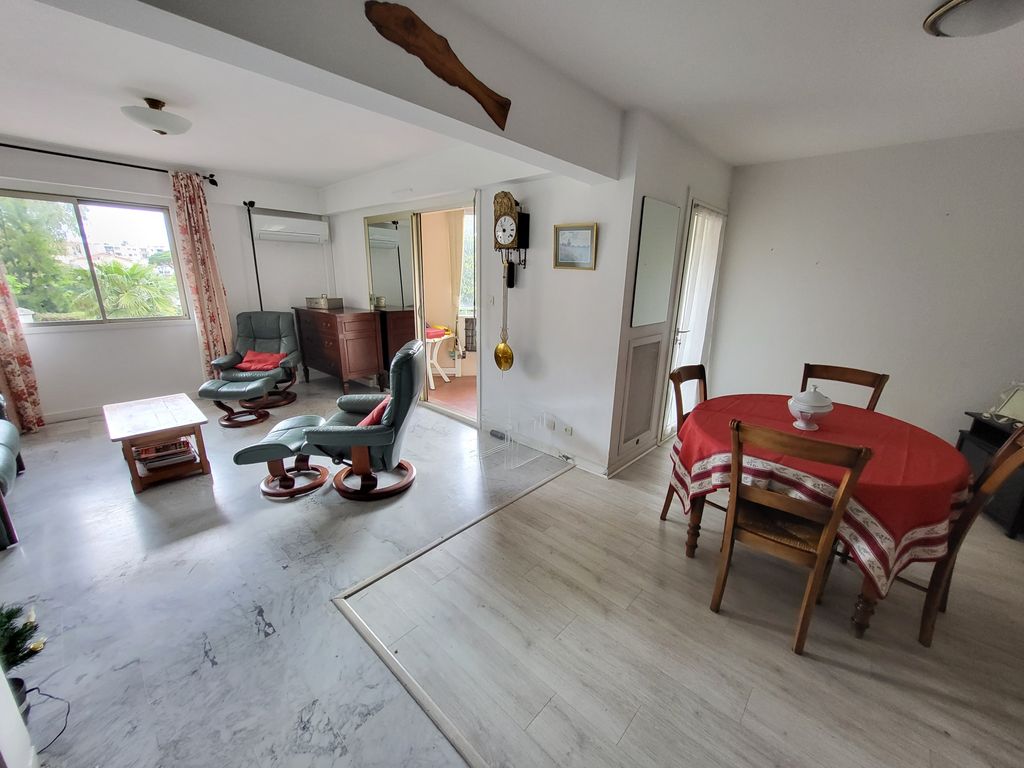 Achat appartement à vendre 3 pièces 68 m² - Hyères