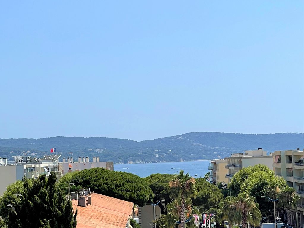 Achat appartement à vendre 4 pièces 88 m² - Cavalaire-sur-Mer