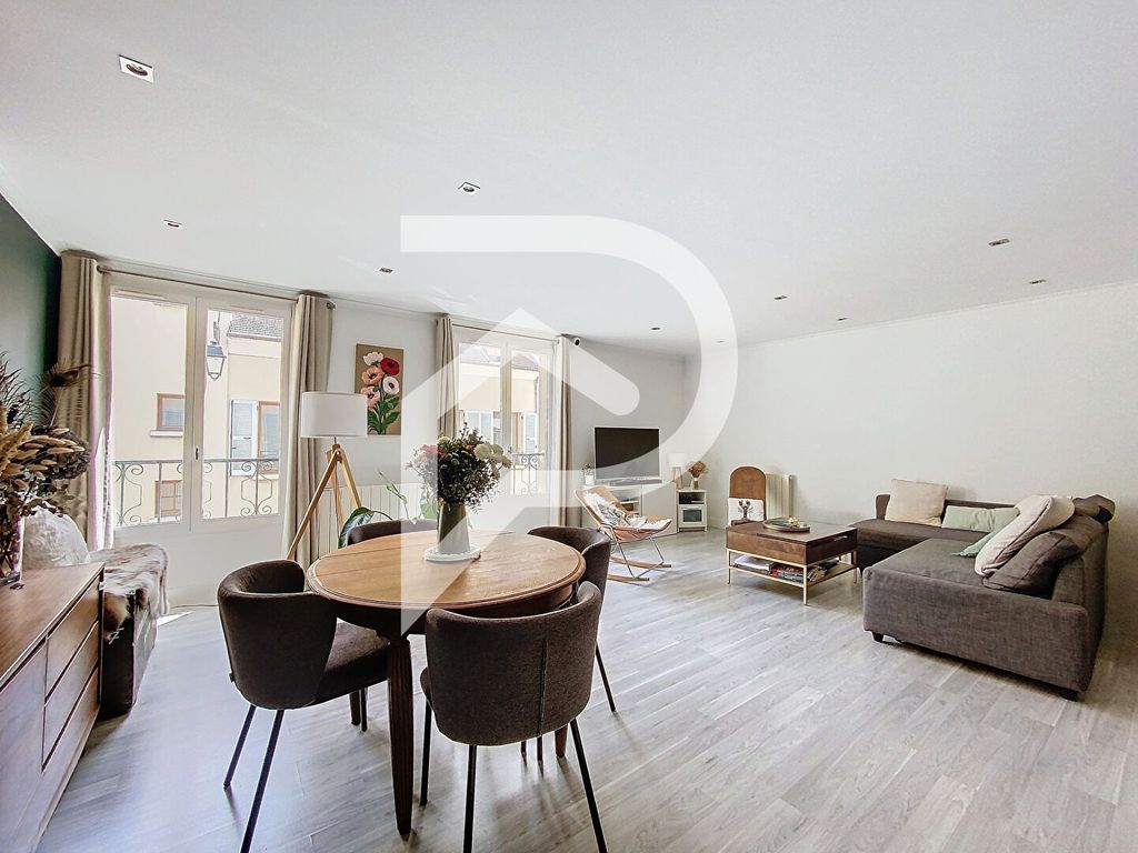 Achat appartement à vendre 3 pièces 82 m² - Saint-Germain-en-Laye