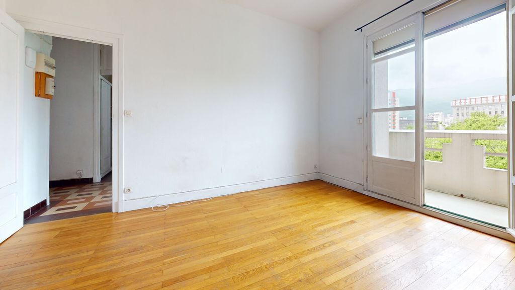 Achat appartement à vendre 2 pièces 34 m² - Grenoble