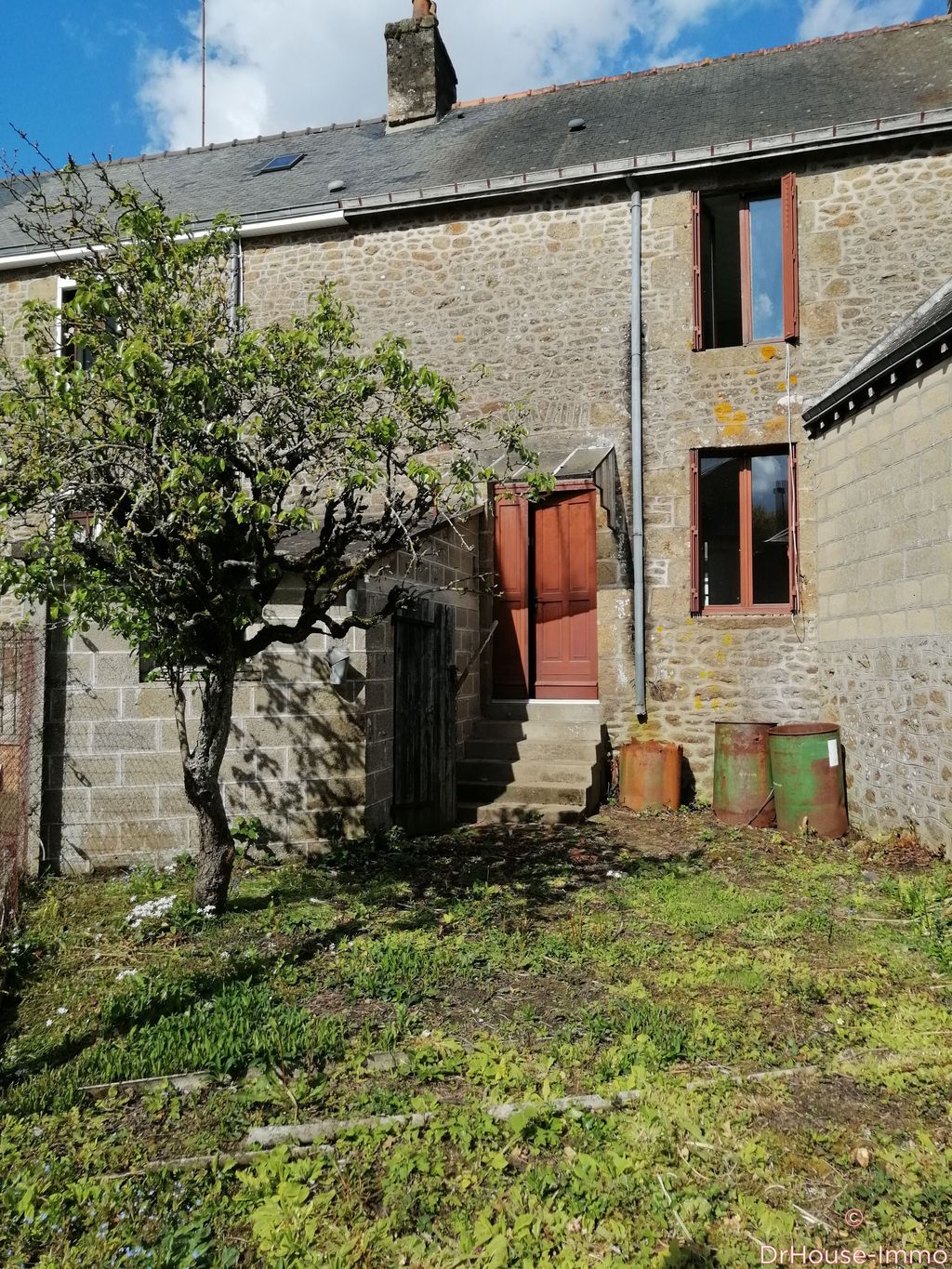 Achat maison à vendre 2 chambres 65 m² - Gorron