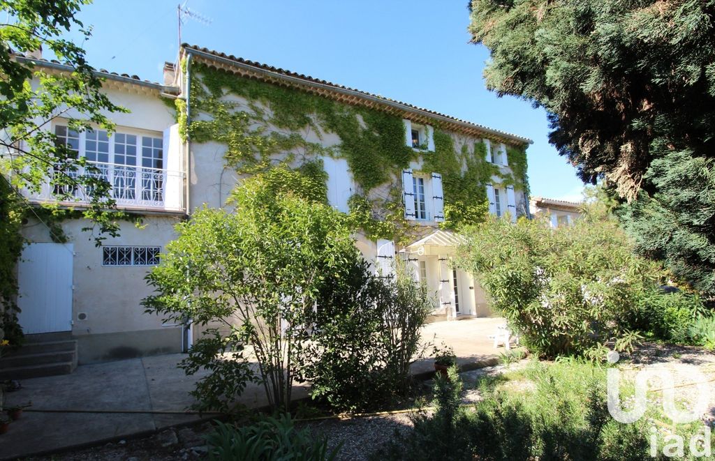 Achat maison 9 chambre(s) - Saint-Saturnin-lès-Avignon