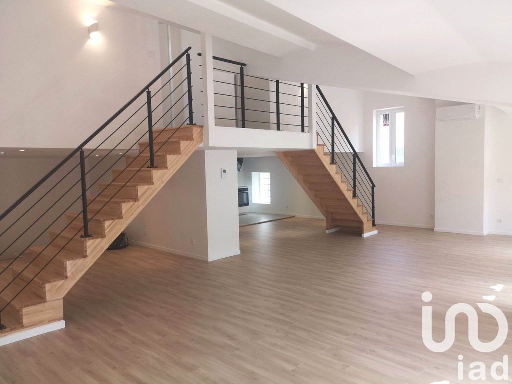 Achat loft à vendre 5 pièces 146 m² - Solliès-Pont