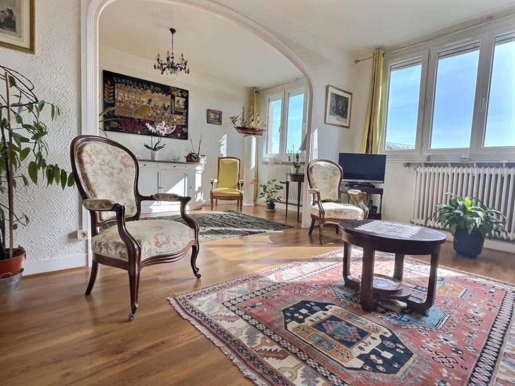 Achat appartement à vendre 5 pièces 110 m² - Verneuil d'Avre et d'Iton