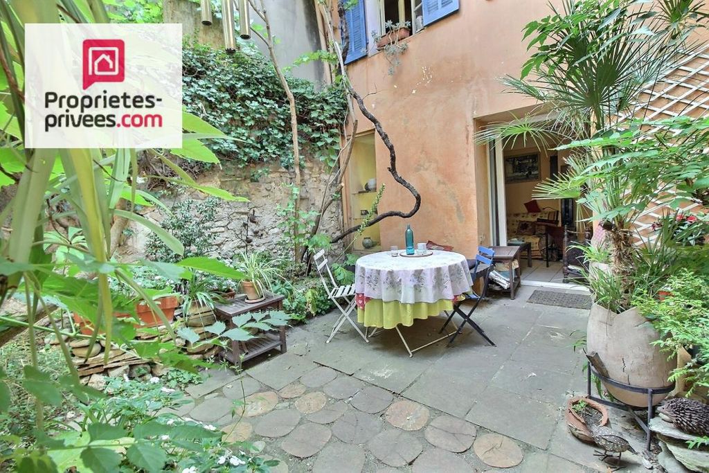 Achat maison à vendre 3 chambres 100 m² - Aix-en-Provence