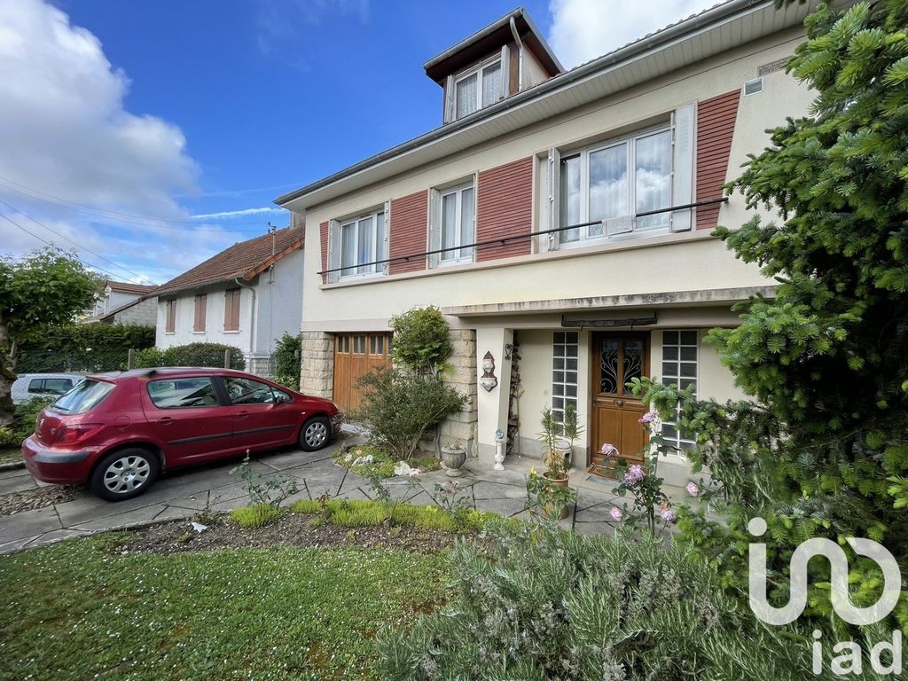 Achat maison à vendre 4 chambres 173 m² - Sucy-en-Brie