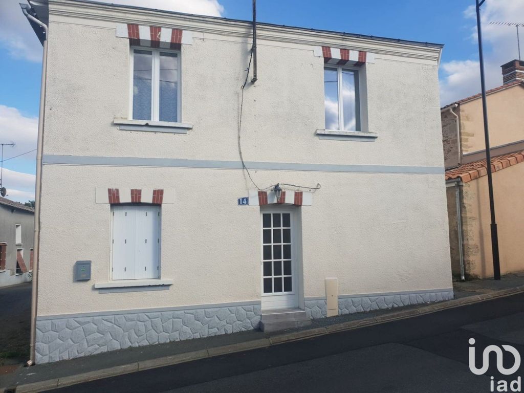 Achat maison à vendre 2 chambres 85 m² - Cléré-sur-Layon