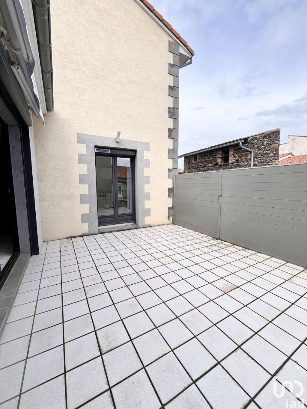 Achat maison à vendre 4 chambres 185 m² - Châteaugay