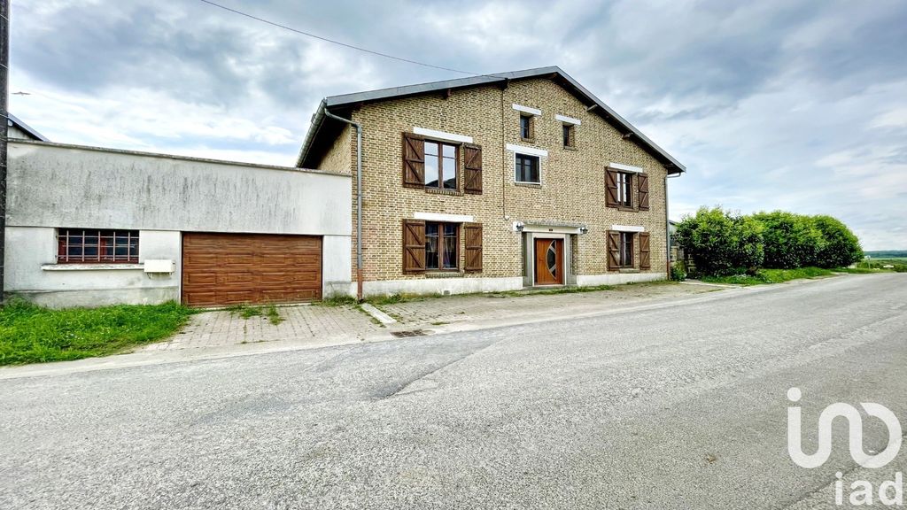 Achat maison à vendre 4 chambres 214 m² - Saint-Juvin