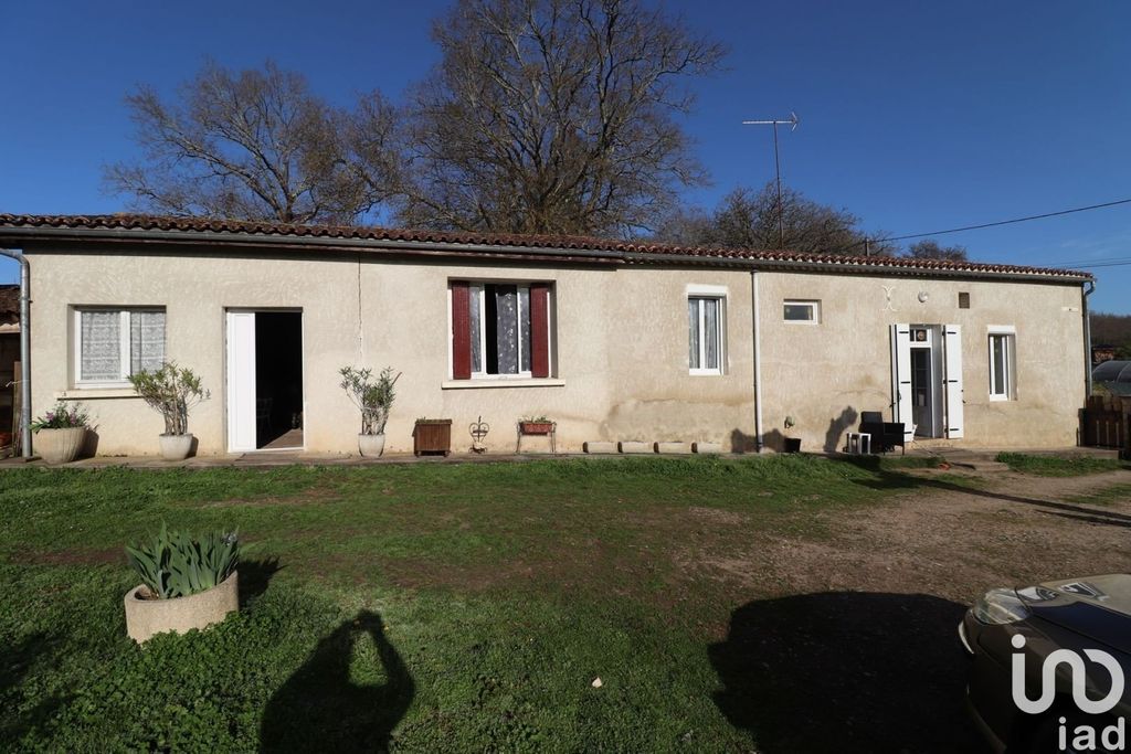 Achat maison à vendre 2 chambres 80 m² - Montguyon