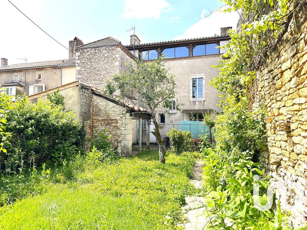 Achat maison à vendre 3 chambres 140 m² - Gramat