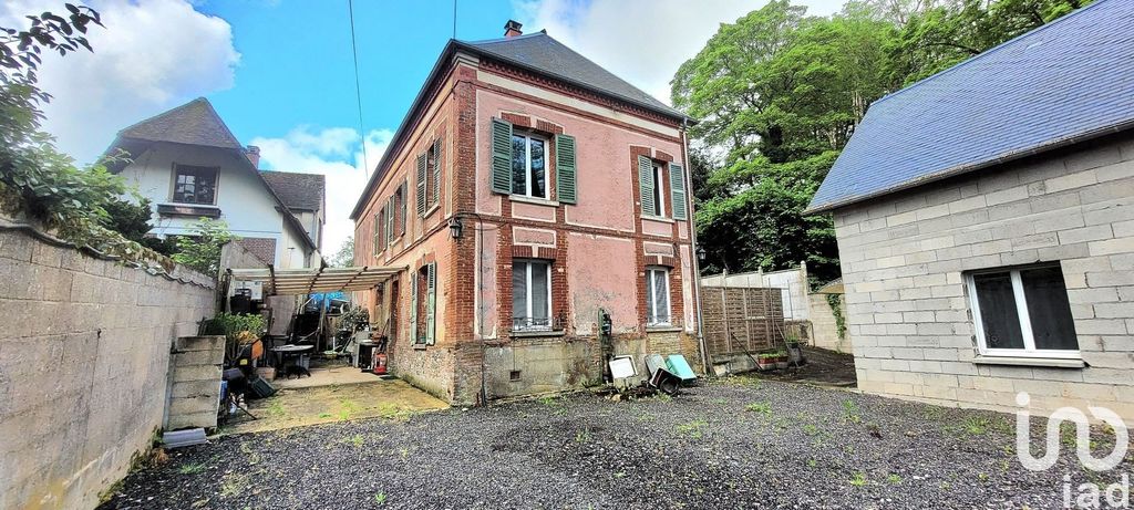 Achat maison à vendre 5 chambres 179 m² - Mainneville