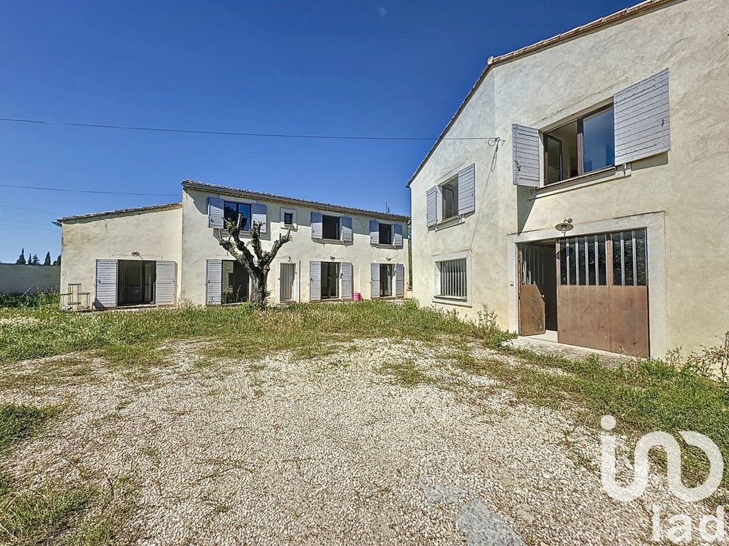 Achat maison à vendre 4 chambres 211 m² - Carpentras