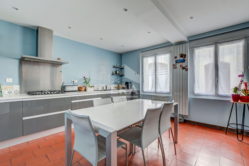 Achat maison à vendre 4 chambres 140 m² - Bruguières