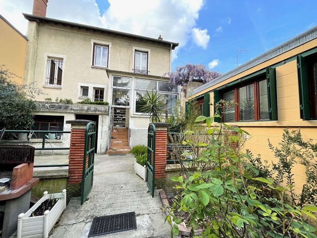 Achat maison à vendre 3 chambres 150 m² - Maisons-Alfort