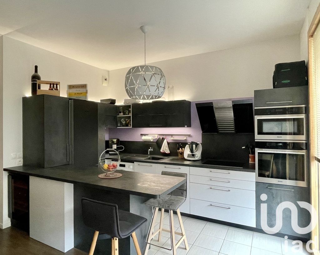 Achat appartement à vendre 5 pièces 93 m² - Montévrain