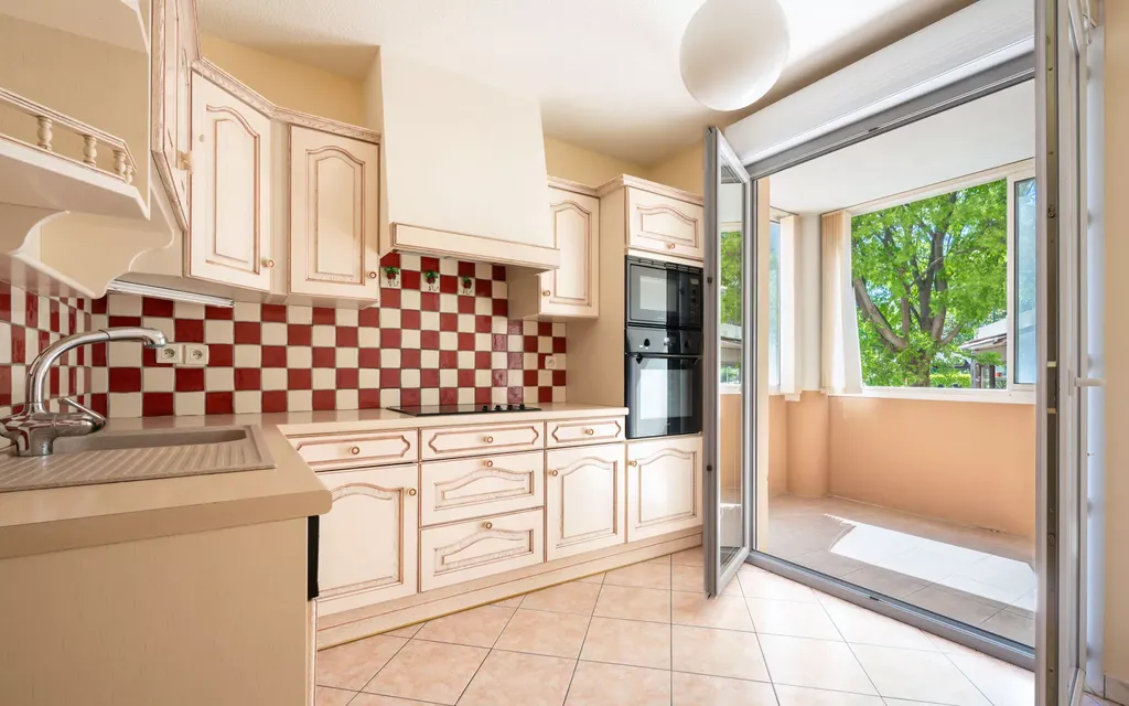 Achat appartement à vendre 4 pièces 135 m² - Manosque