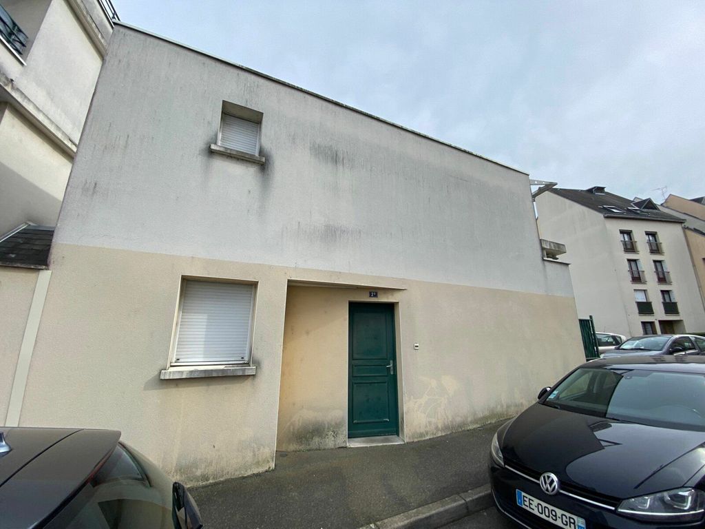 Achat maison à vendre 2 chambres 68 m² - Joué-lès-Tours