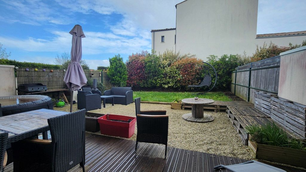 Achat appartement à vendre 3 pièces 66 m² - Dompierre-sur-Mer
