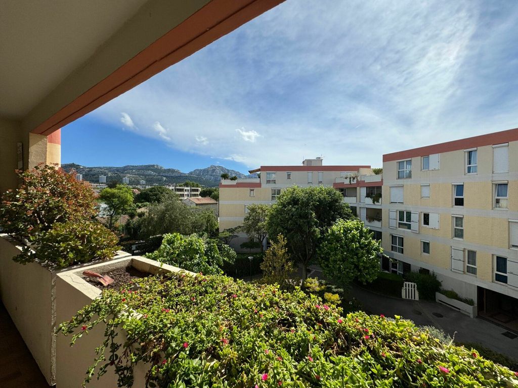 Achat appartement à vendre 4 pièces 77 m² - Marseille 8ème arrondissement