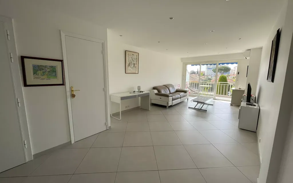 Achat appartement à vendre 4 pièces 99 m² - Cagnes-sur-Mer