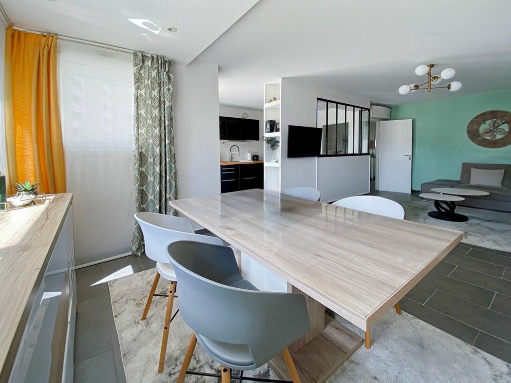 Achat appartement à vendre 3 pièces 72 m² - Villeurbanne