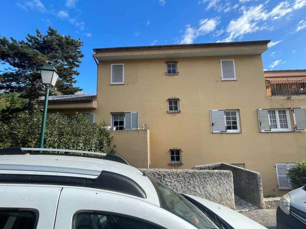 Achat appartement à vendre 3 pièces 68 m² - Vence