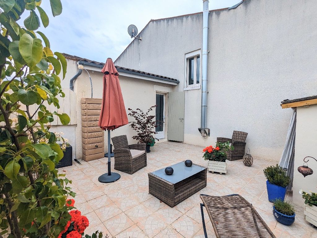 Achat maison à vendre 4 chambres 139 m² - Cognac