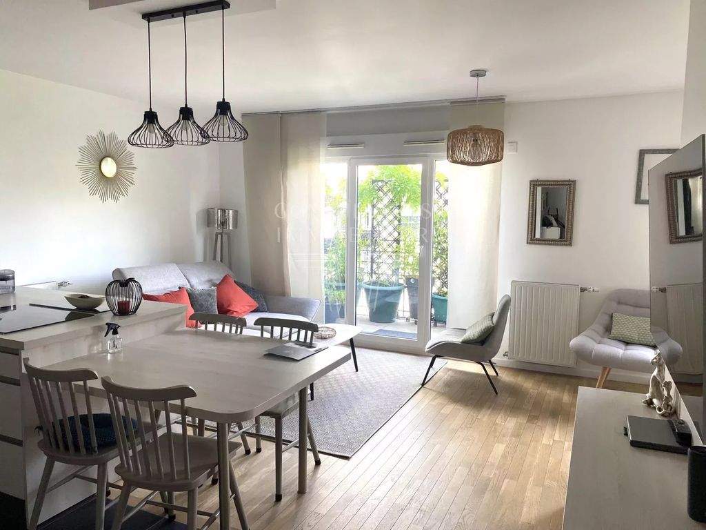 Achat appartement à vendre 3 pièces 72 m² - La Garenne-Colombes