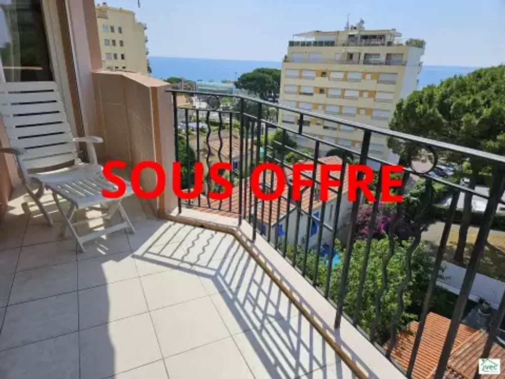 Achat appartement à vendre 3 pièces 98 m² - Roquebrune-Cap-Martin