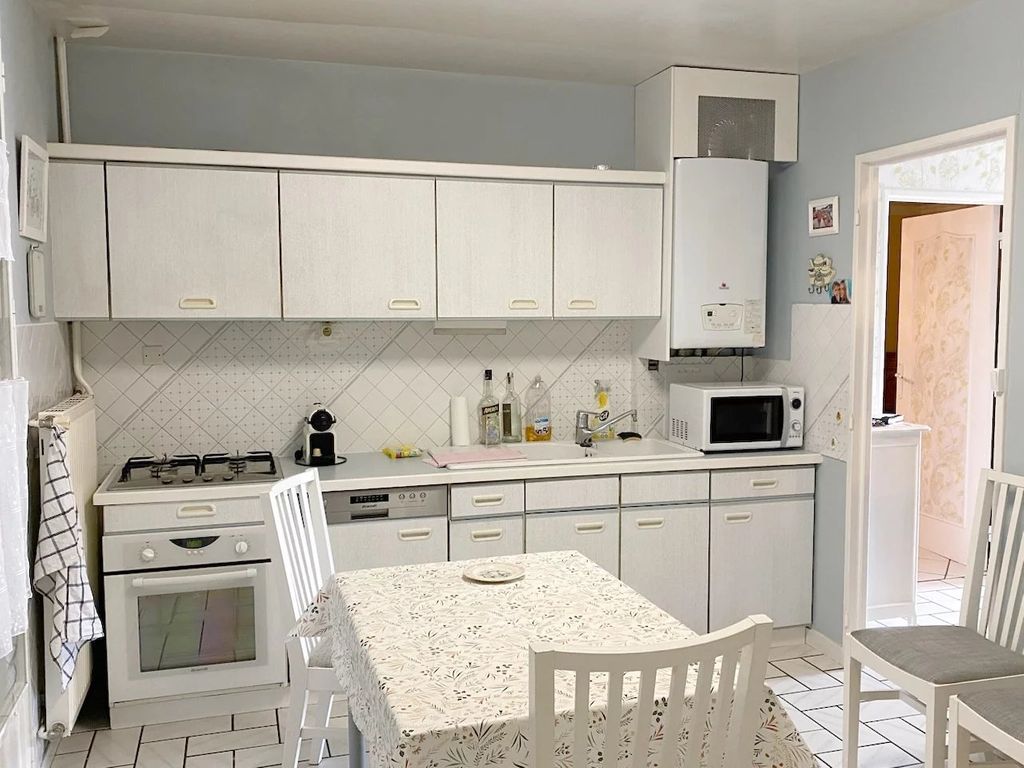 Achat maison à vendre 4 chambres 104 m² - Amiens