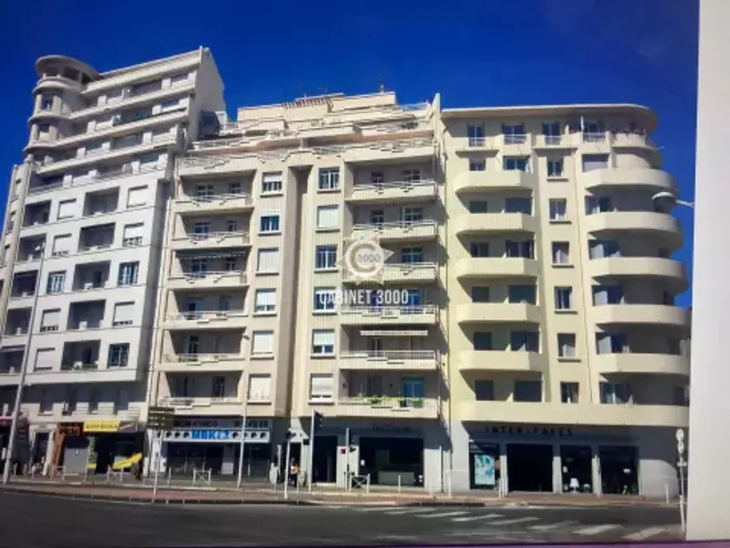 Achat appartement à vendre 5 pièces 134 m² - Toulon