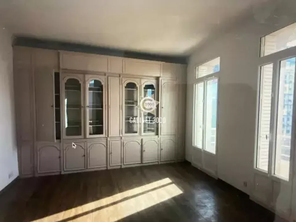 Achat appartement à vendre 5 pièces 134 m² - Toulon