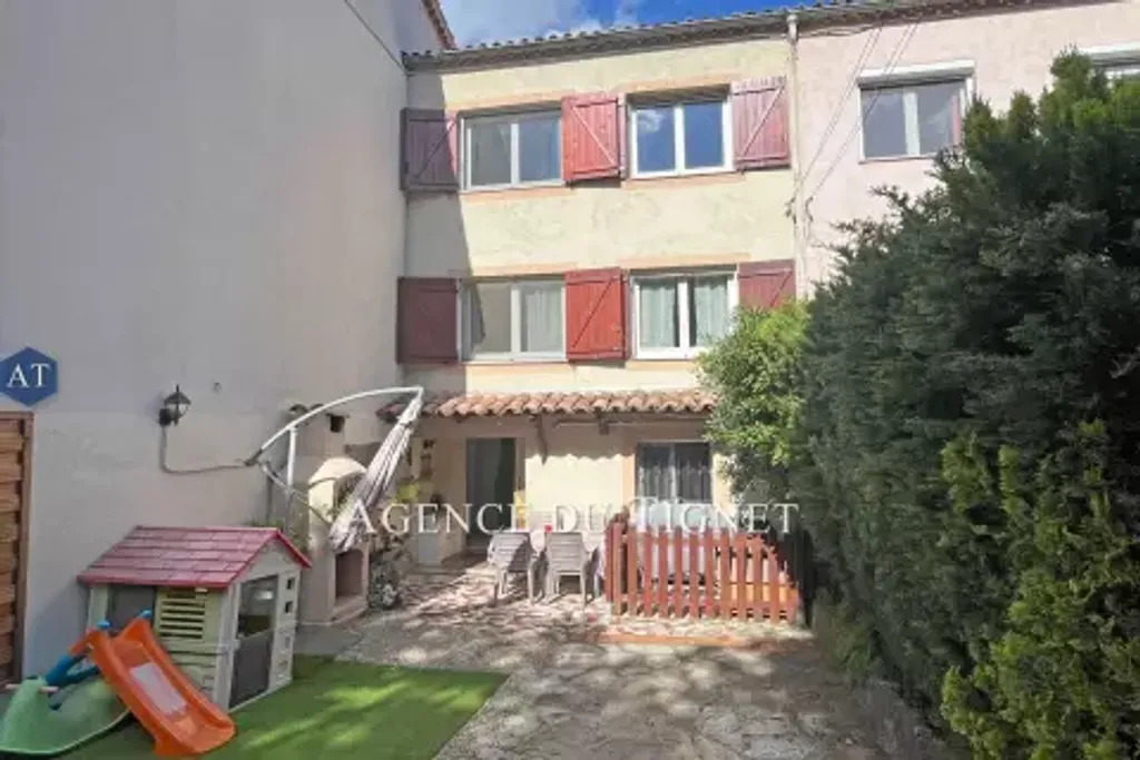 Achat maison à vendre 3 chambres 70 m² - Grasse