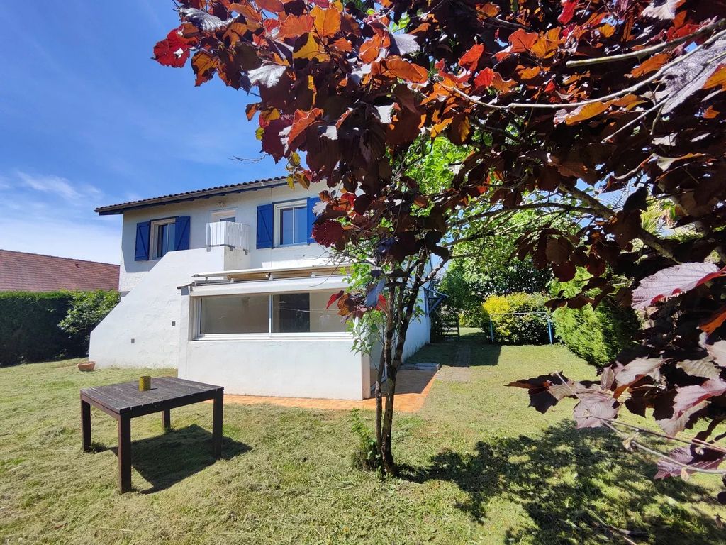 Achat maison 3 chambre(s) - Sauveterre-de-Béarn