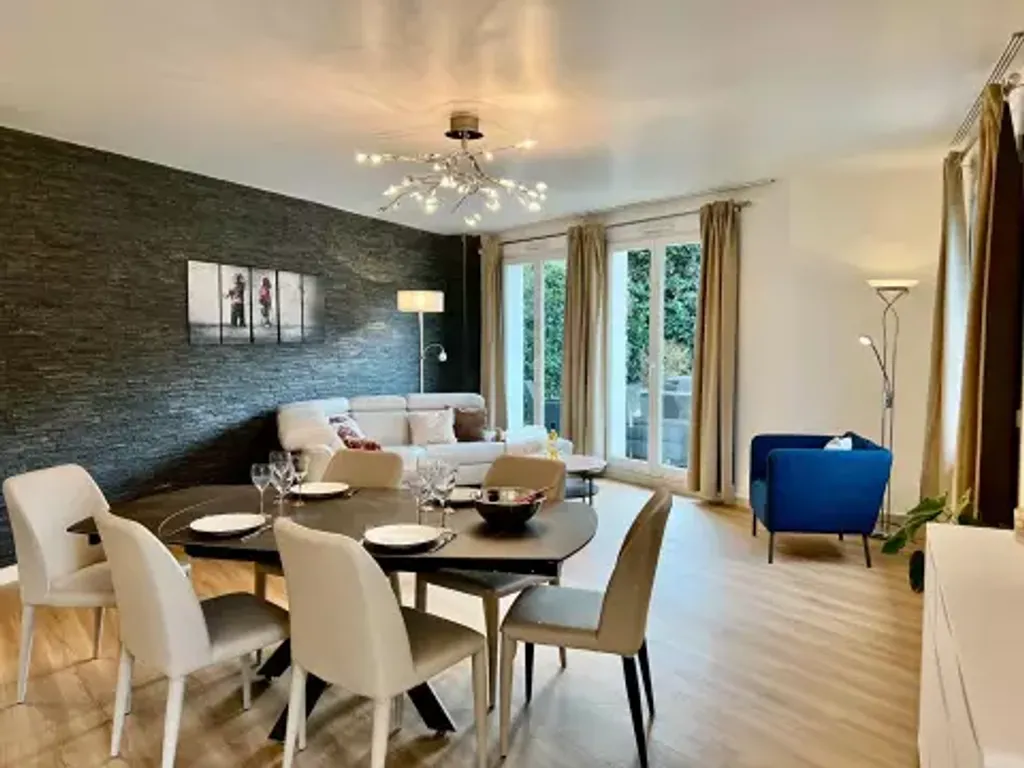 Achat appartement à vendre 3 pièces 106 m² - Divonne-les-Bains