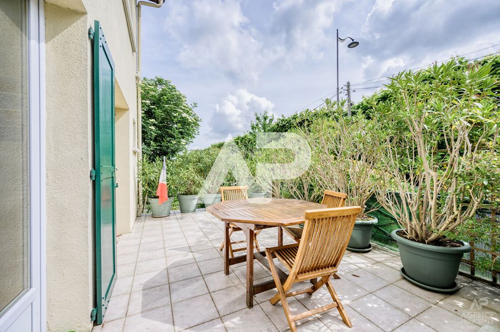 Achat maison à vendre 4 chambres 134 m² - Rueil-Malmaison