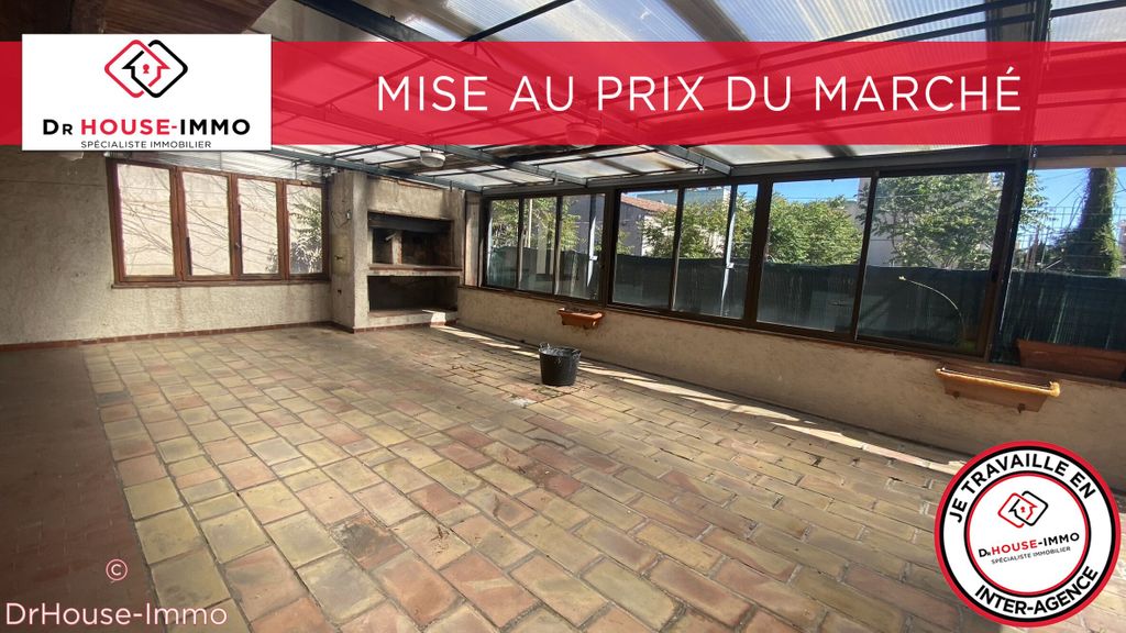 Achat maison à vendre 6 chambres 205 m² - Fréjus