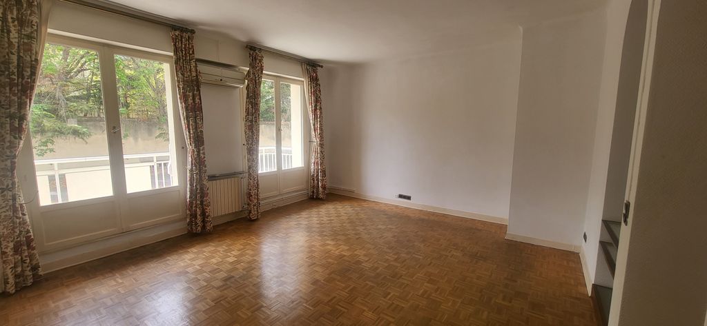 Achat appartement à vendre 3 pièces 79 m² - Marseille 8ème arrondissement