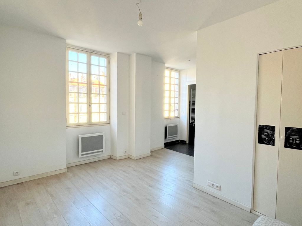 Achat studio à vendre 22 m² - Marseille 6ème arrondissement