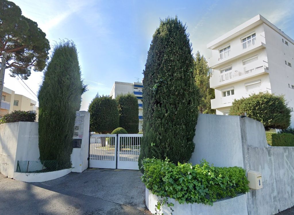Achat appartement à vendre 2 pièces 39 m² - Saint-Laurent-du-Var