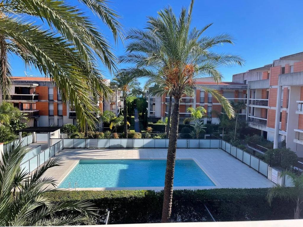 Achat appartement à vendre 3 pièces 63 m² - Villeneuve-Loubet