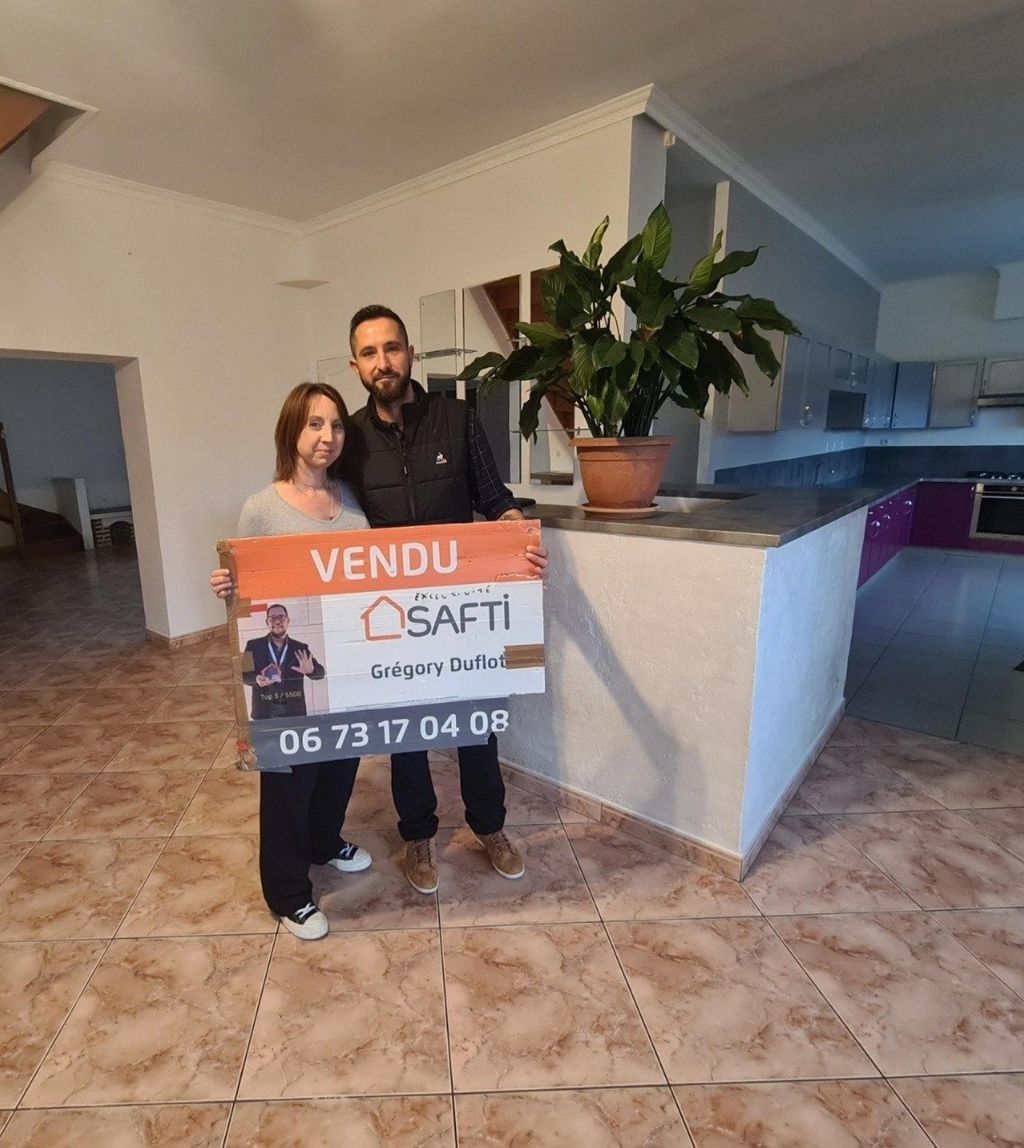 Achat maison à vendre 5 chambres 235 m² - Saint-Amand-les-Eaux