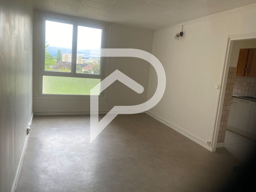 Achat appartement à vendre 4 pièces 67 m² - Saint-Pierre-lès-Elbeuf