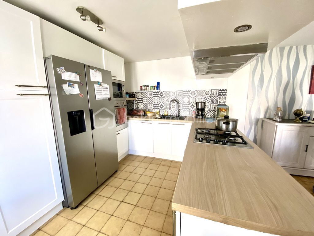 Achat maison à vendre 5 chambres 203 m² - Valines