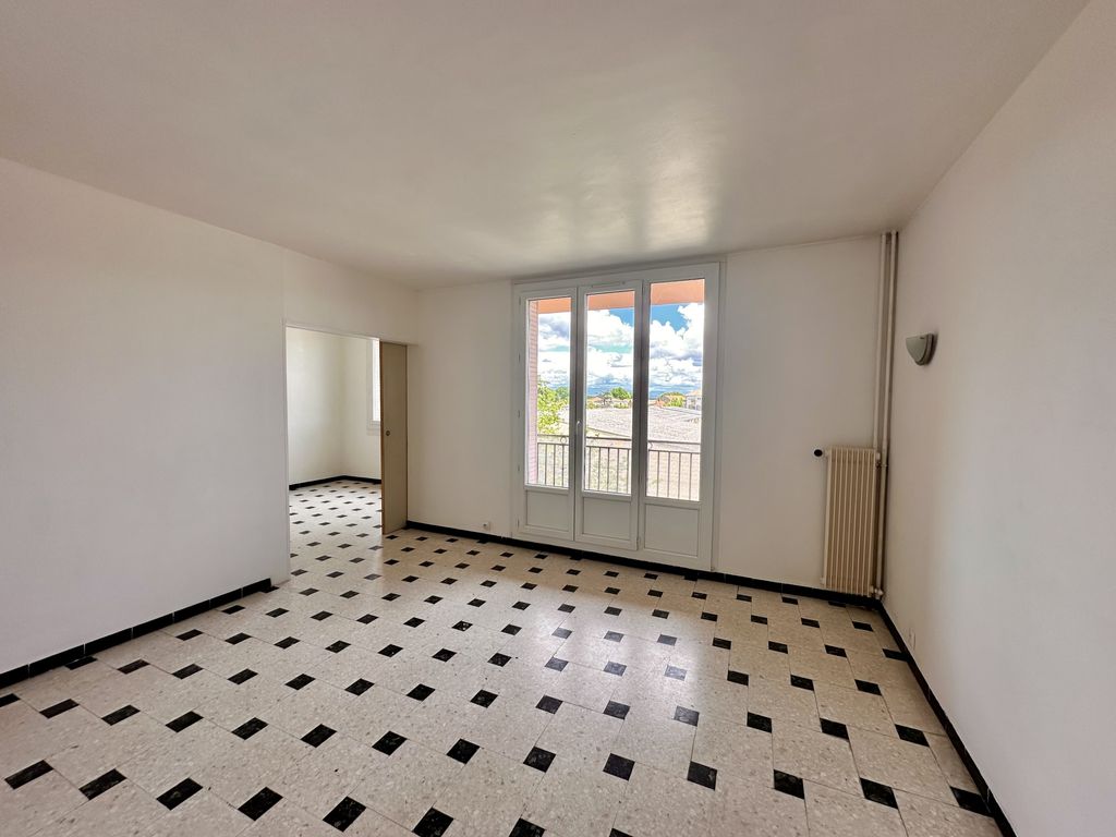 Achat appartement à vendre 4 pièces 80 m² - Pont-Saint-Esprit